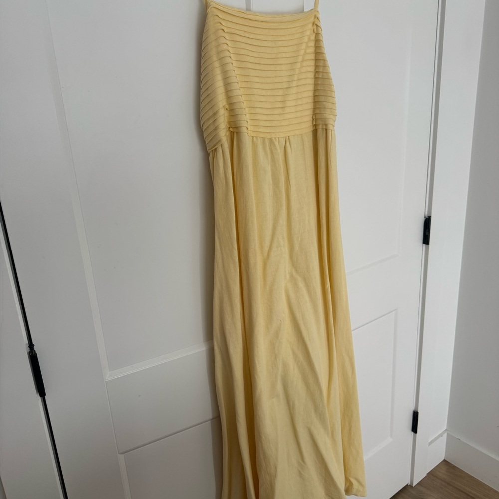 Elegant Yellow Maxi Dress